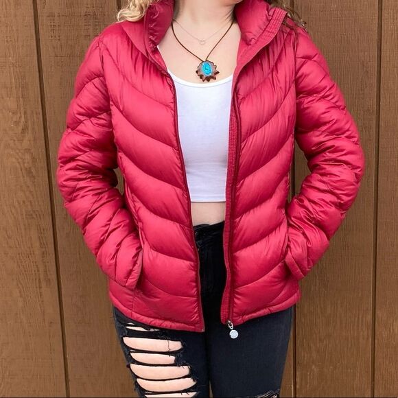 🍄 Calvin Klein Packable Lightweight Red Puffer Coat - Picture 2 of 8